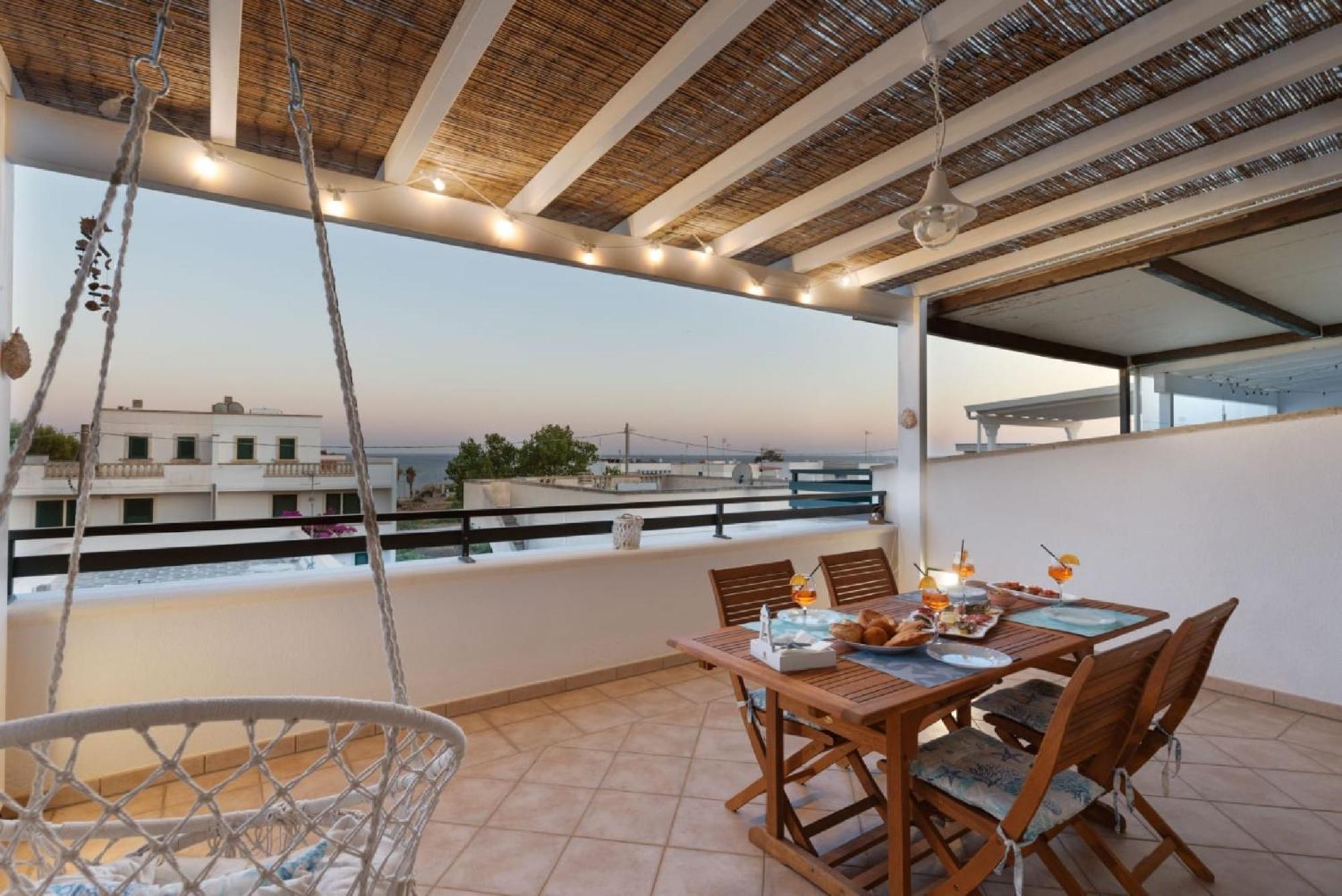 Casa Vacanze Orlando - Con Veranda Vista Mare A 200M Dal Mare Santa Maria di Leuca Exterior foto